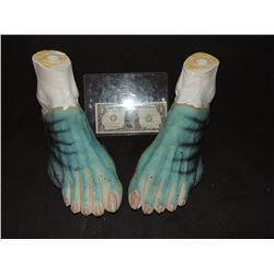 HELLBOY THE GOLDEN ARMY ABE SAPIEN MATCHED PAIR OF HERO FEET ON DOUG JONES FORMS