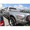 Image 4 : *2010 Ford F350 Lariat S.D. 4 x 4 Crew Cab Dually Pick Up