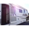 Image 2 : *2013 Keystone Montana 3900FB 39' T/A 5th Wheel Camper