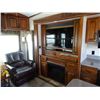 Image 7 : *2013 Keystone Montana 3900FB 39' T/A 5th Wheel Camper