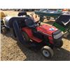 Image 2 : MTD 18/46 LAWN TRACTOR W/ BAGGER