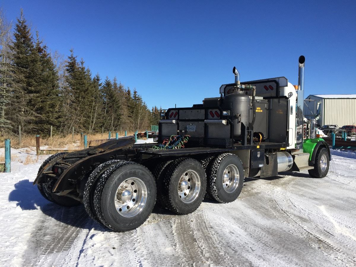 Tri Drive 2013 KENWORTH T800 TRI-DRIVE TRUCK