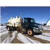Image 2 : 2002 INTERNATIONAL 4300 VACUUM TRUCK