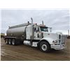 Image 2 : 2011 PETERBILT 367 TANK TRUCK