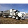 Image 2 : 2011 KENWORTH T800 TANK TRUCK