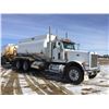 Image 2 : 2005 PETERBILT 378 TANK TRUCK