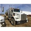 Image 2 : 2003 KENWORTH T800B TRI-DRIVE WATER TRUCK