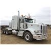 Image 2 : 2015 PETERBILT 367 TRI-DRIVE TRUCK