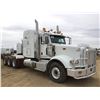 Image 2 : 2015 PETERBILT 367 TRI-DRIVE TRUCK