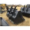 Image 2 : 68" WBM CLEAN UP BUCKET FOR JD 270