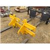 Image 2 : 48" PALLET FORKS TO JCB LOADER