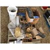 Image 1 : (5) BRASS VALVES, TOOL BOXES