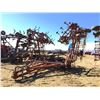 Image 2 : WILRICH 45' VIBRASHANK CULTIVATOR