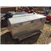 Image 2 : ALUM. FUEL TANK & JOCKEY BOX W/ ELEC. PUMP