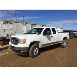 2013 GMC 2500HD SIERRA EXTENDED CAB  4WD P/U