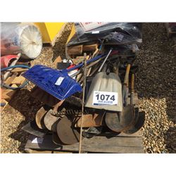 PALLET OF SHOVELS