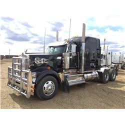 2011 KENWORTH W900L T/A TRUCK