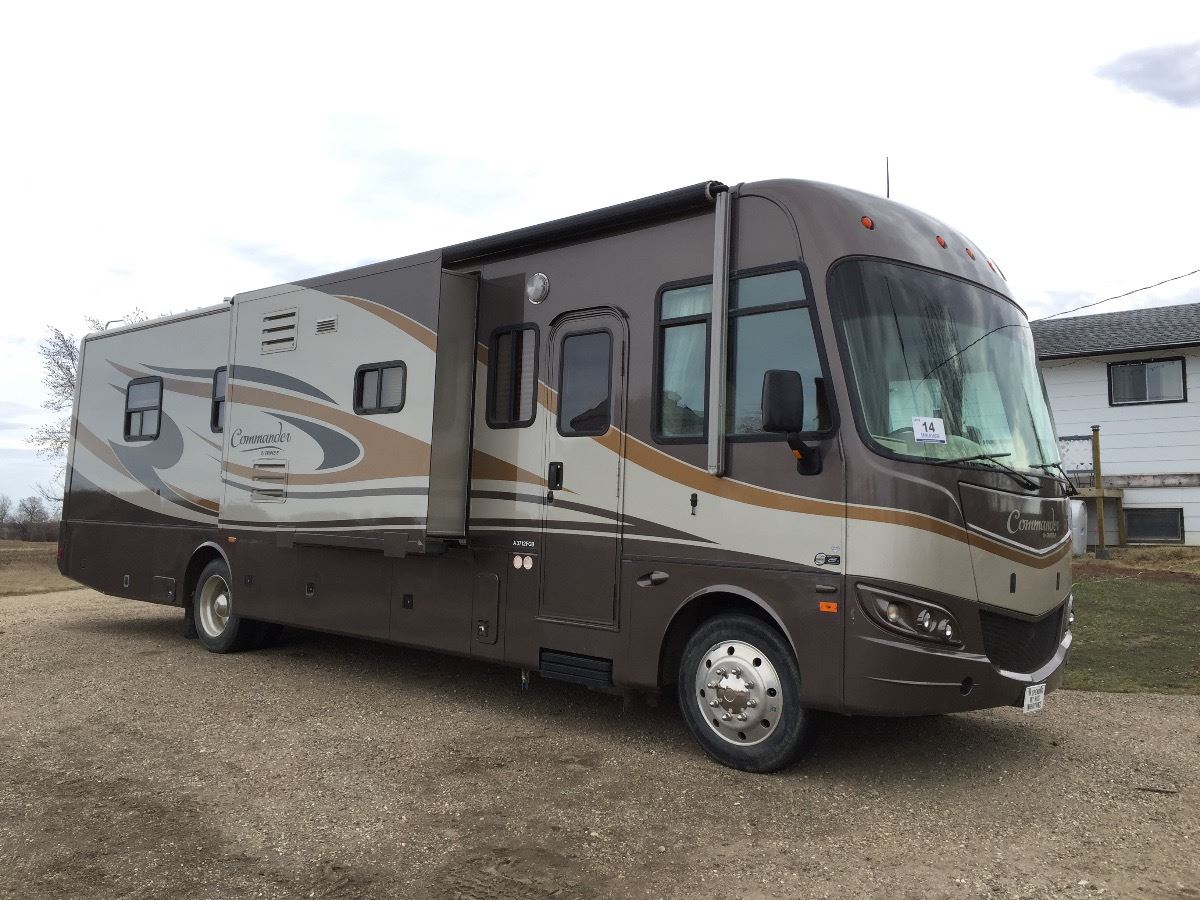2007 TRIPLE E COMMANDER 37 FT MOTORHOME 2007 TRIPLE E COMMANDER 37 FT MOTORHOME