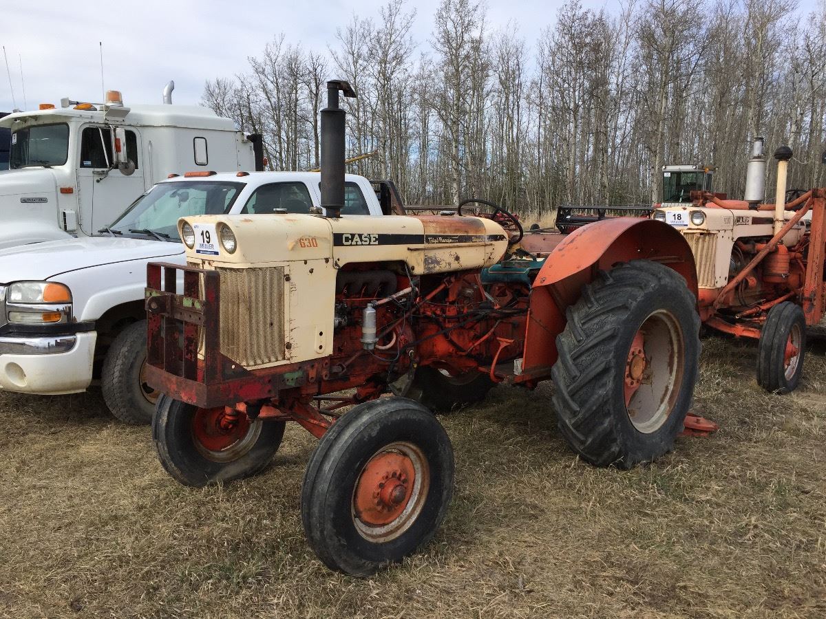 CASE 630 TRACTOR - Weaver Bros. Auctions Ltd.