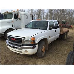 2004 GMC 3500 E-CAB 4WD FLATDECK TRUCK