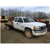 Image 2 : 2004 GMC 3500 E-CAB 4WD FLATDECK TRUCK
