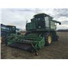 Image 1 : JOHN DEERE 8820 TURBO COMBINE