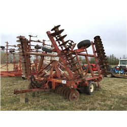 BUSH HOG 28 FT. TANDEM DISC
