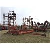 Image 2 : IHC 45 30 FT. VIBRASHANK CULTIVATOR