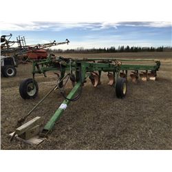 JOHN DEERE 3450 8X16 IN. PLOW
