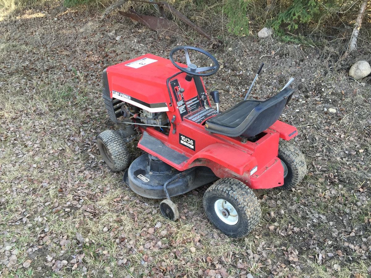 TURF TRAC LAWN TRACTOR