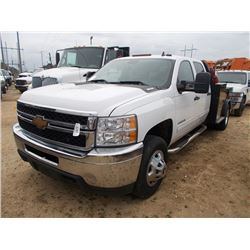 2013 CHEVROLET 3500HD 4X4 CREW CAB SERVICE TRUCK, S/N 1GB4K0C81DF130275, DURAMAX 6.6L HD DIESEL ENG,