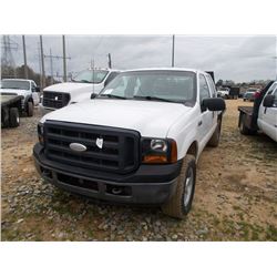 2007 FORD F350 4X4 S/A FLATBED, S/N 1FTWW31587EB00476, V8 GAS ENG, AUTO TRANS, CREW CAB, 7' FLATBED 
