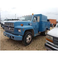1992 FORD F600 S/A SERVICE TRUCK, S/N 1FDNF60J1NYA35913, 5 SPD - 2 SPD TRANS, 7.0L ENG, STAHL SERVIC