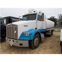 1995 KENWORTH FUEL TRUCK, S/N R658297, 330 HP CUMMINS M11-330E DIESEL ENG, 9 SPD TRANS, 4000 GAL EAS