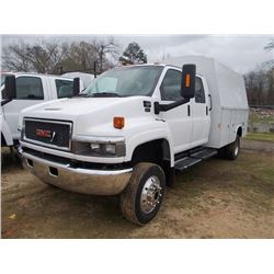 2007 C4500 4X4 CREW CAB, S/N 1GDE4E3267F400961, DURAMAX DIESEL ENG, AUTO TRANS, 13,500# GVW, 11' KNA
