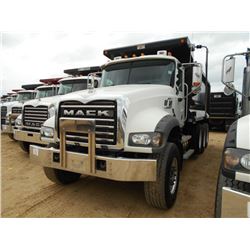 2007 MACK CTP713 TRI-AXLE DUMP, S/N 1M2AT04C47M004423, 405 HP MACK MP7 ENG, 8LL TRANS, 44K REARS, 18