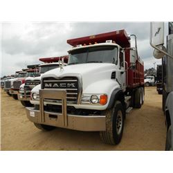2007 MACK CV713 T/A DUMP, S/N 1M2AG11C77M066395, 427 HP AI MACK DIESEL ENG, 8LL TRANS, 44K REARS, 18