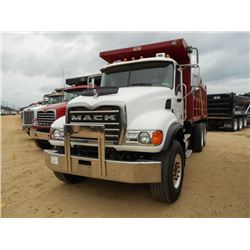 2007 MACK CV713 T/A DUMP, S/N 1N2AG11C07M066397, 427 HP AI MACK DIESEL ENG, 8LL TRANS, 44K REARS, 18