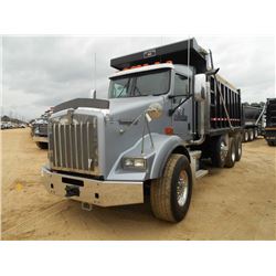 2006 KENWORTH T800 TRI-AXLE DUMP, S/N 1NKDXBEX36R140674, CAT C15 ENG, 8LL TRANS, 46K REARS, 20K FRON