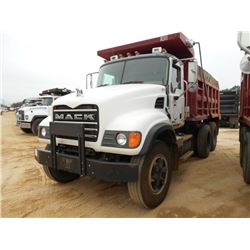 2004 MACK CV713 T/A DUMP, S/N 1M2AG12C94M011571, MACK DIESEL ENG, ALLISON AUTO TRANS, 44K REARS, 14,