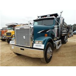 2000 FREIGHTLINER CLASSIC XL T/A DUMP, S/N 1FUYDSEB2YLF40310, S60 DETROIT DIESEL ENGINE, EATON 13 SP