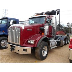 2013 KENWORTH T800 TRI-AXLE ROLL OFF TRUCK, S/N 1NKDX4TX5DJ336464, 525 HP CUMMINS ISX15 ENG, 18 SPD 