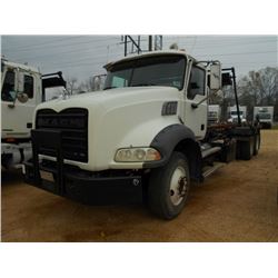 2008 MACK GU813 T/A ROLLOFF TRUCK, S/N 1M2AX13C88M001151, MACK DIESEL ENGINE, 10 SPD TRANS, 44K REAR