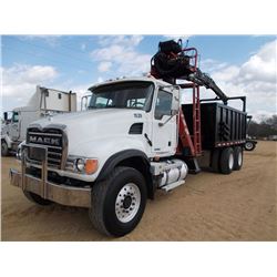 2004 MAK CV713 T/A TRASH TRUCK, S/N 1M2AG11C04M011539, 335 HP MACK AMI ENG, 8LL TRANS, 44K REARS, 18