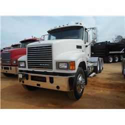 2008 MACK CHU613 PINNACLE TRI-AXLE TRUCK TRACTOR, S/N 1M2AN07Y38N001204, MP8 455E MACK ENG, EATON FU