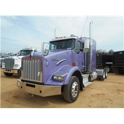2013 KENWORTH T800 T/A TRUCK TRACTOR, S/N 1XKDDP9X2DJ342925, 455 HP PACCAR MX ENG, 10 SPD TRANS, 39K