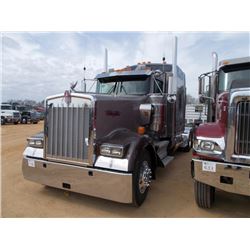 2006 KENWORTH W900L T/A TRUCK TRACTOR, S/N 1XKWD79X26J136191, 565 HP CUMMINS ISX ENG, 18 SPD TRANS, 