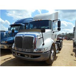 1999 INTERNATIONAL 8600 T/A TRUCK TRACTOR, S/N 1HSHXAHRX6J01326, CUMMINS ENG, 10 SPD TRANS, 40K REAR