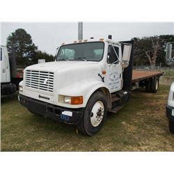 1994 INTERNATIONAL 4700 S/A FLATBED TRUCK, S/N 1HTSCPLL3RH552463, IHC DIESEL ENG, AUTO TRANS, 24' FL