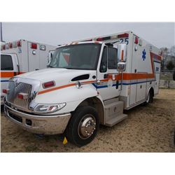 2007 INTERANTIONAL 4300 AMBULANCE, S/N 1HTMNAAMX7H469198, IHC DT 466 DIESEL ENG, AUTO TRANS, ODOMETE